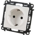 Priză simplă schuko Legrand 753120, cu protecție copii, 250 V 16A, alb