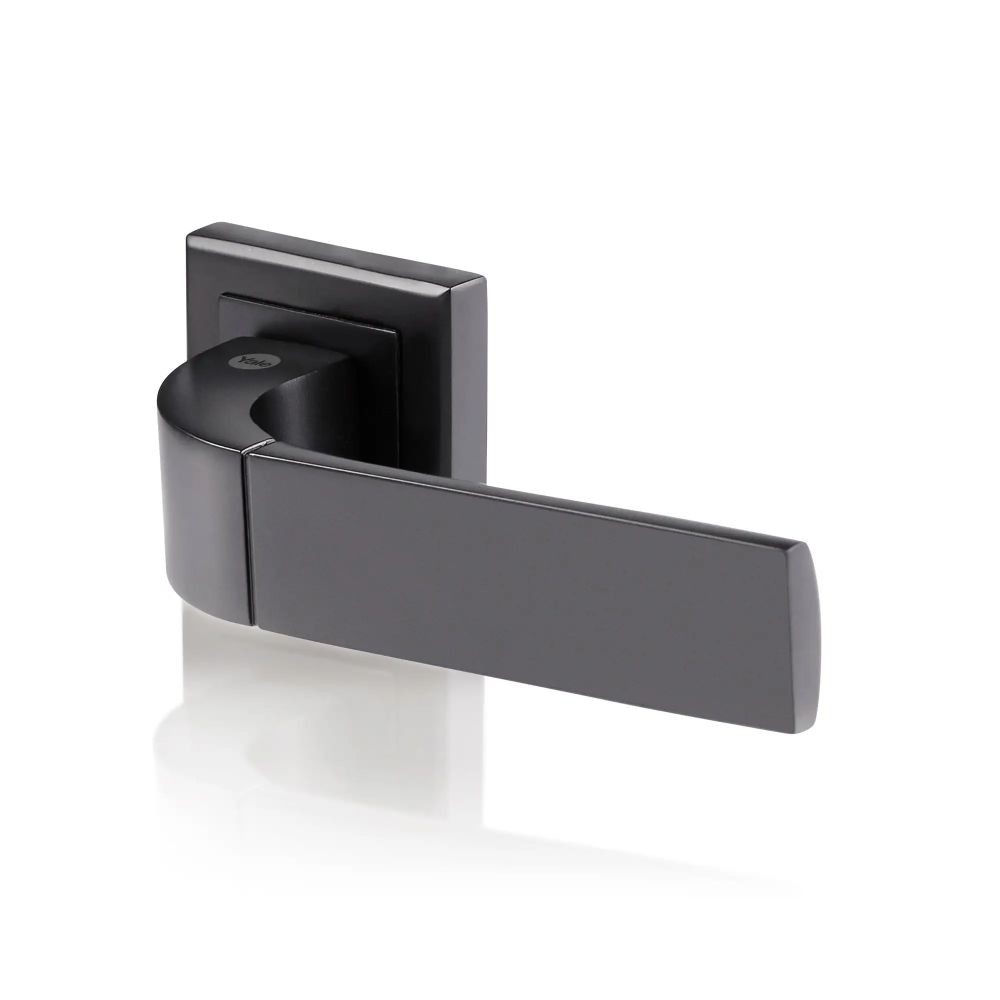 Set manere Yale Bologna, cu rozete si cheie incluse, aluminiu, negru mat Set manere Yale Bologna, cu rozete si cheie incluse, aluminiu, negru mat